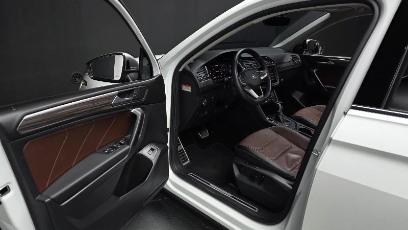 car Volkswagen Tiguan id345502 photo #10