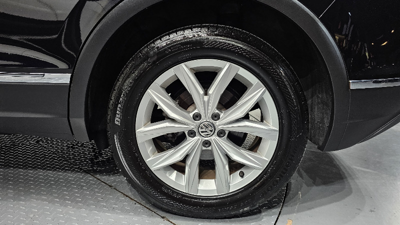 car Volkswagen Tiguan id345529 photo #21