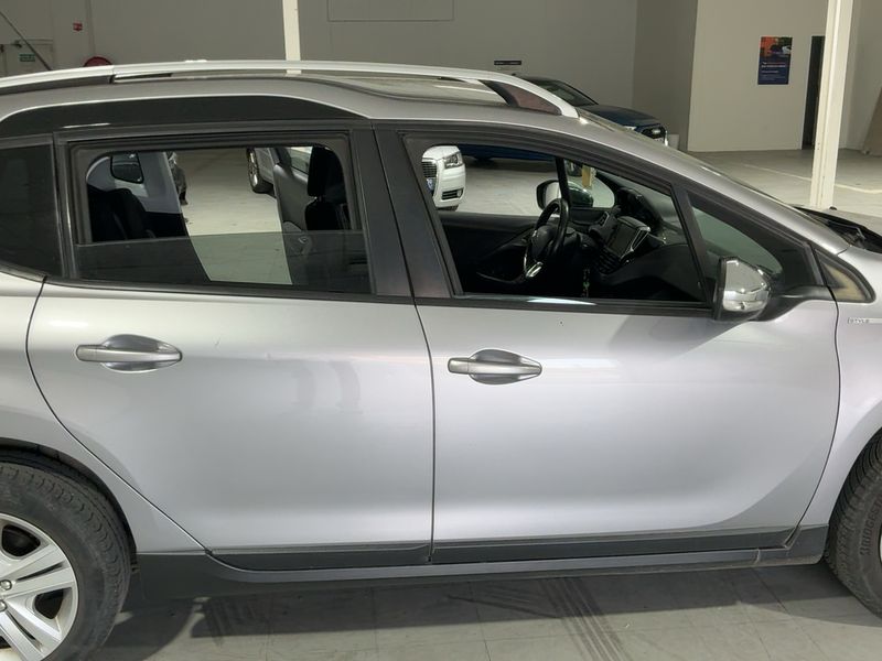 car Peugeot 2008 id345843 photo #7