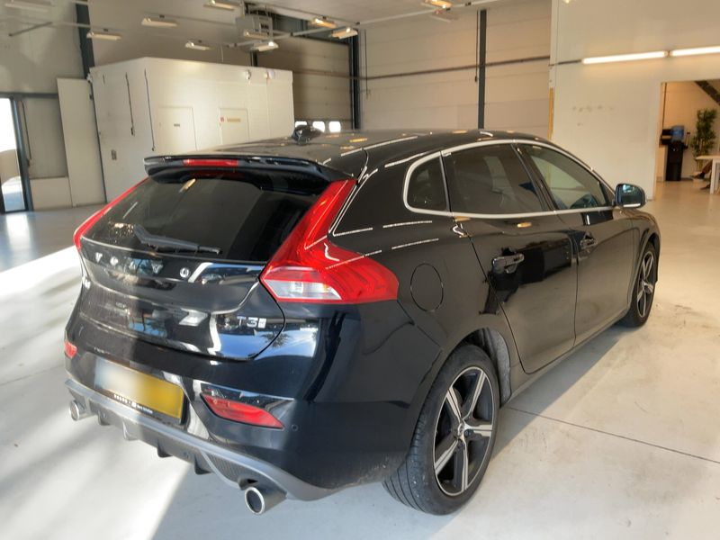 car Volvo V40 id345896 photo #6