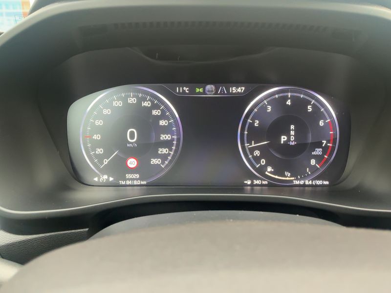 car Volvo XC40 id345907 photo #13