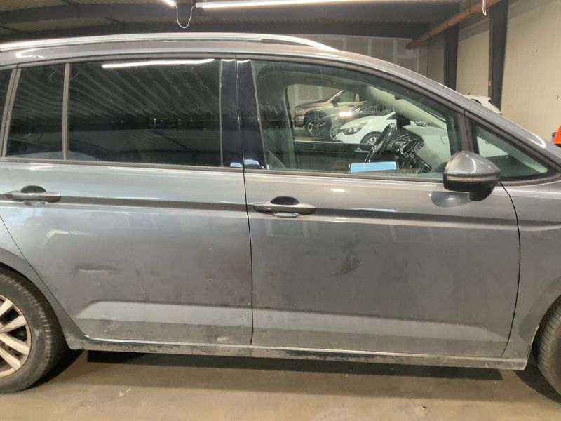 car Volkswagen Touran id346335 photo #7