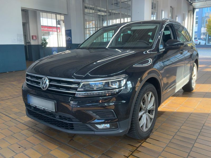 car Volkswagen Tiguan id346357 main photo