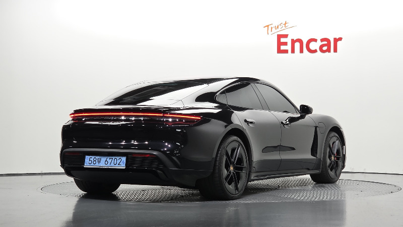 car Porsche Taycan id346583 photo #2