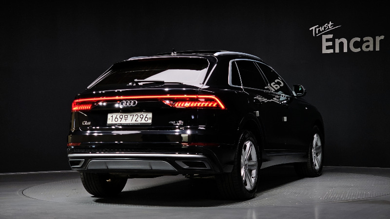 car Audi Q8 id346633 photo #2