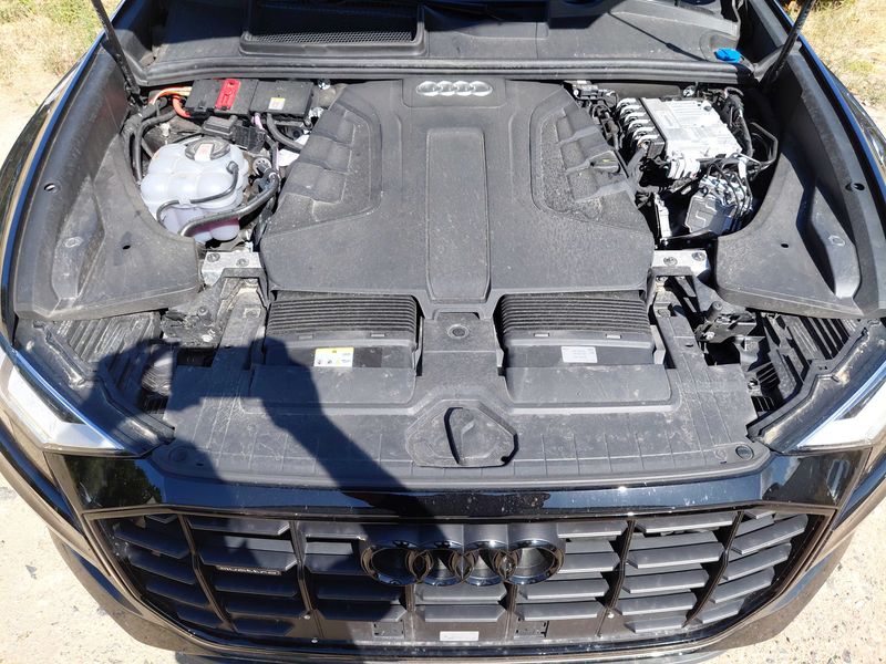 car Audi Q8 id347010 photo #8