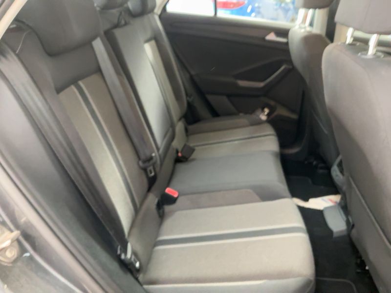 car Volkswagen T-Roc id347372 photo #14