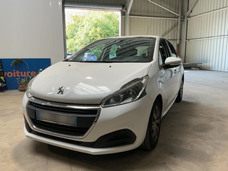 car Peugeot 208 id347678 main photo