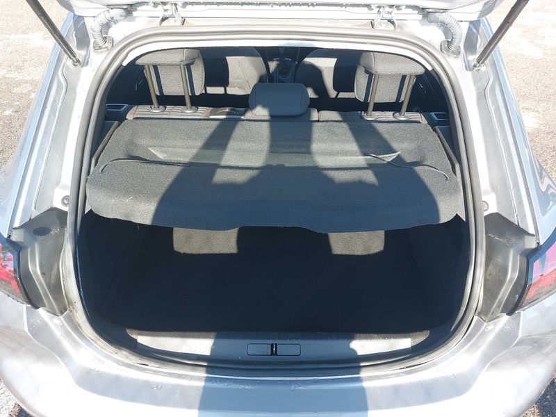 car Peugeot 208 id347682 photo #9