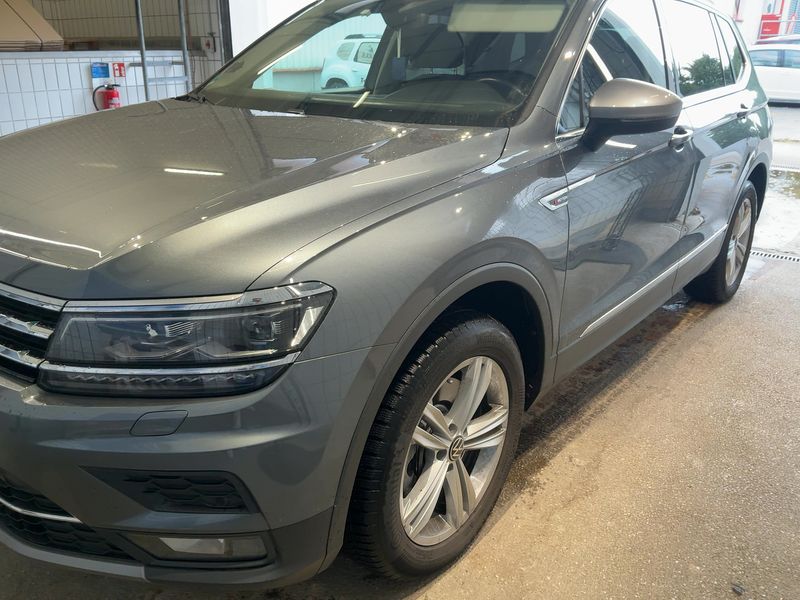 car Volkswagen Tiguan id347714 photo #2