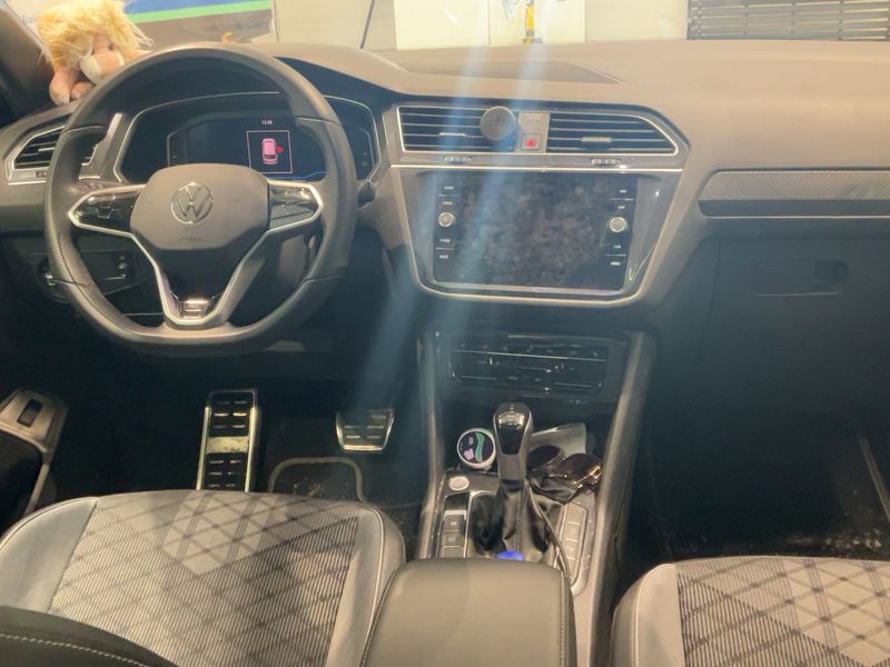 car Volkswagen Tiguan id347720 photo #12