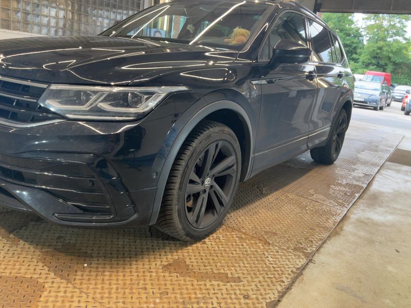 car Volkswagen Tiguan id347720 photo #2