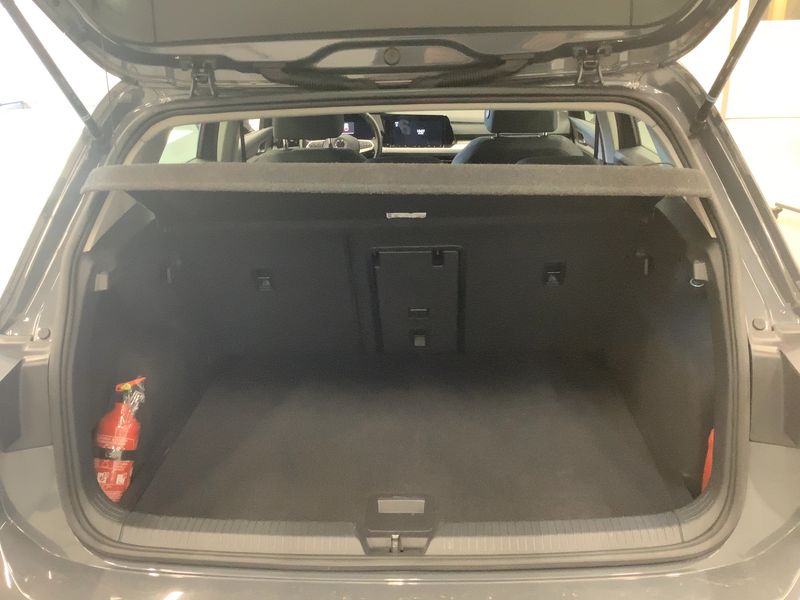 car Volkswagen Golf id347748 photo #10