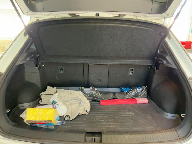 car Volkswagen T-Roc id347751 photo #10
