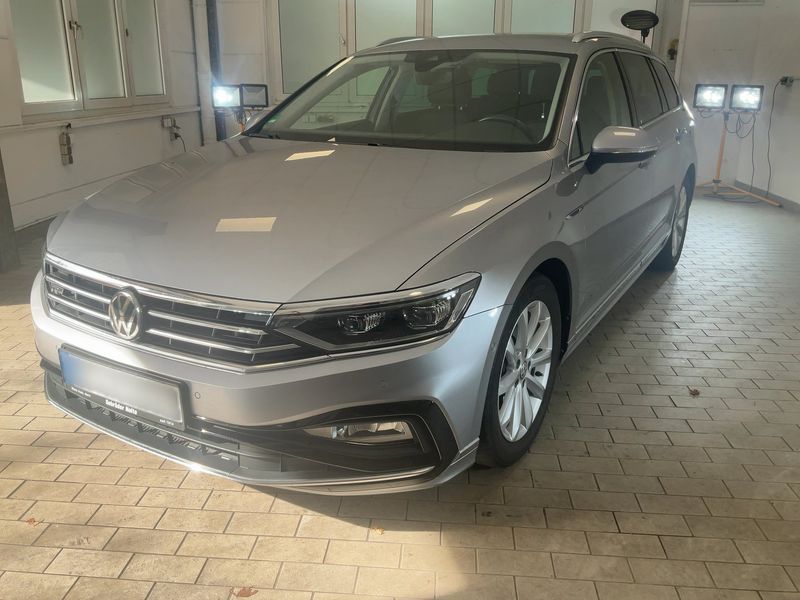 car Volkswagen Passat id347782 main photo