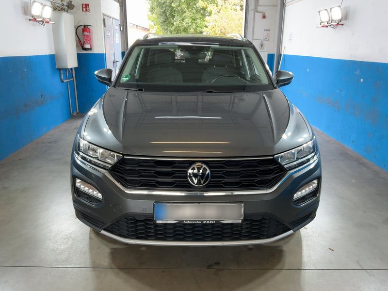 car Volkswagen T-Roc id347995 photo #9