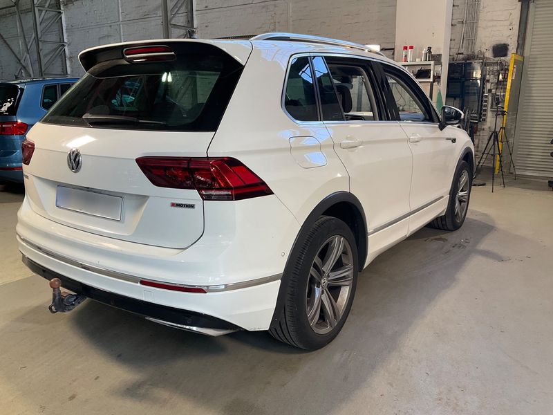 car Volkswagen Tiguan id348000 photo #6