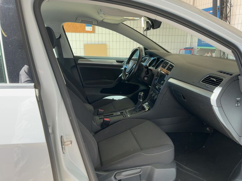 car Volkswagen Golf id348002 photo #11