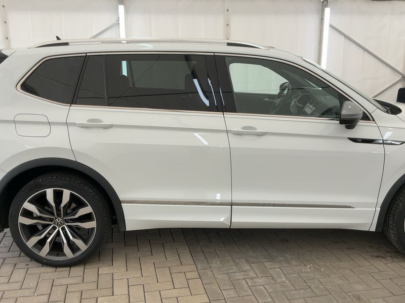 car Volkswagen Tiguan id348032 photo #7