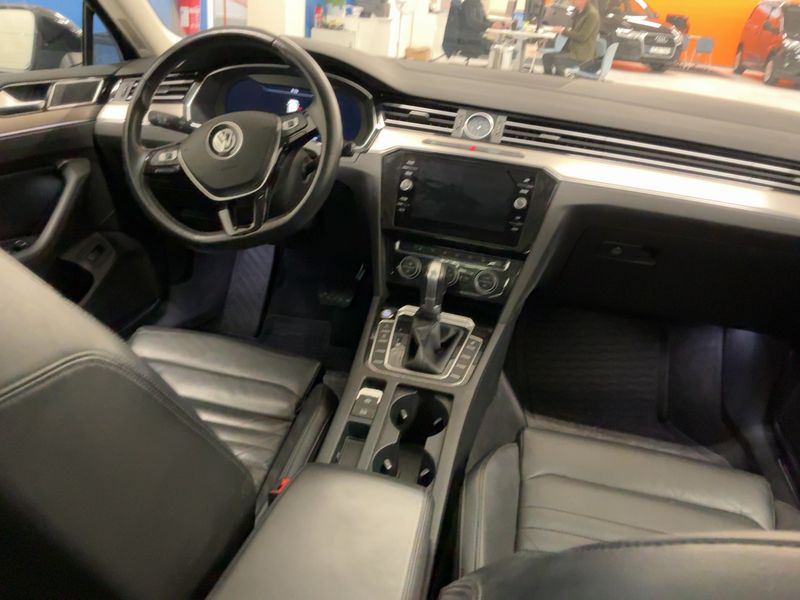 car Volkswagen Passat id348037 photo #12