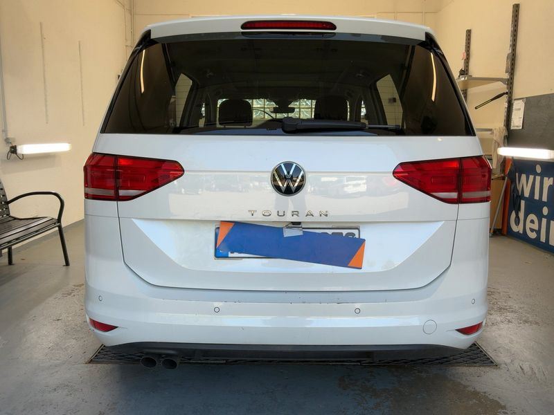 car Volkswagen Touran id348205 photo #5