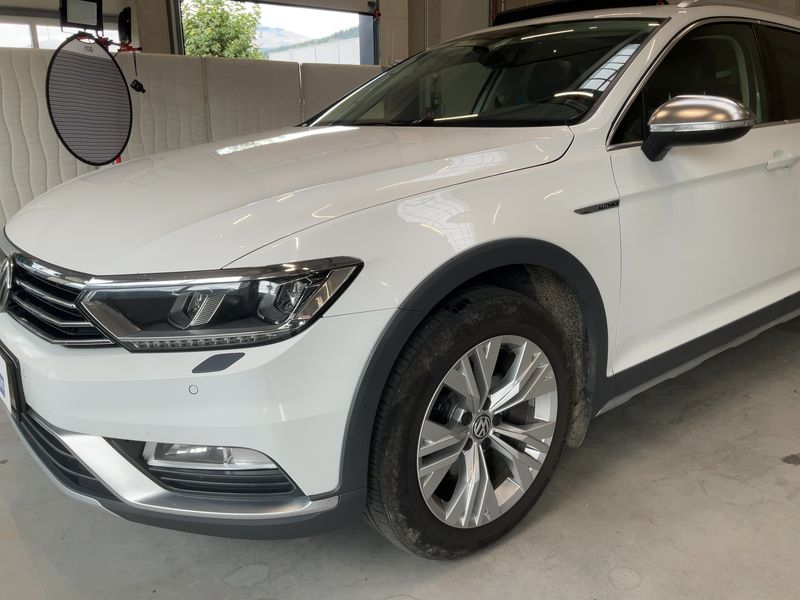 car Volkswagen Passat id348227 photo #2