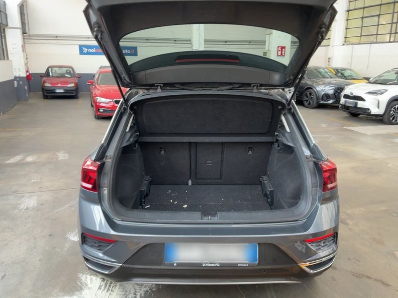 car Volkswagen T-Roc id348232 photo #10
