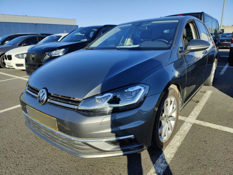 car Volkswagen Golf id348236 main photo