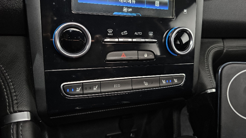 car Renault Samsung QM6 id348271 photo #17