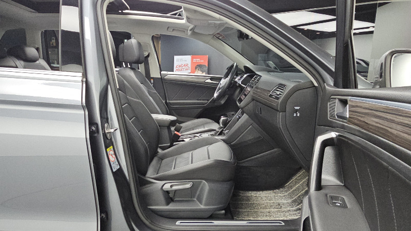 car Volkswagen Tiguan id348313 photo #12
