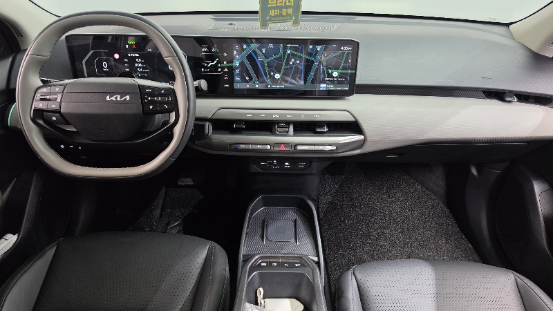 car KIA EV4 id348347 photo #7