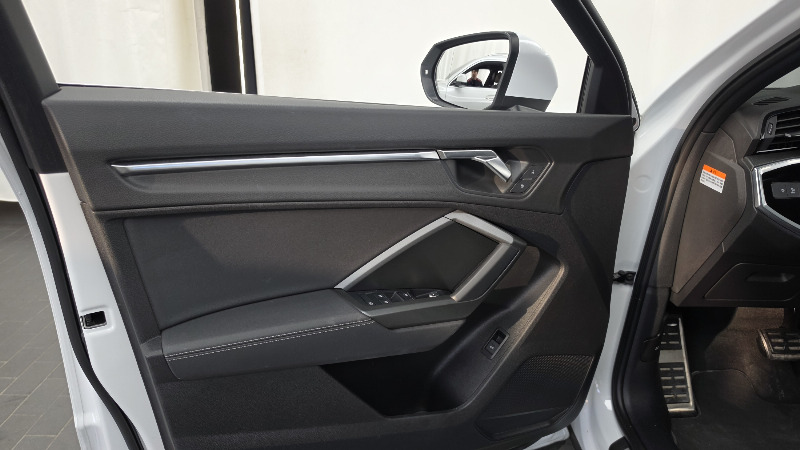 car Audi Q3 id348356 photo #24