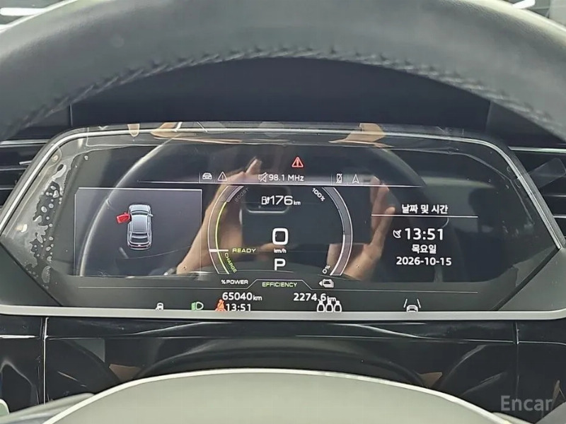 car Audi e-tron id348368 photo #6