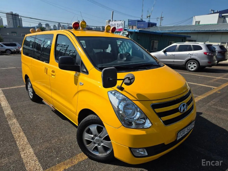 car Hyundai Grand Starex id348417 photo #2