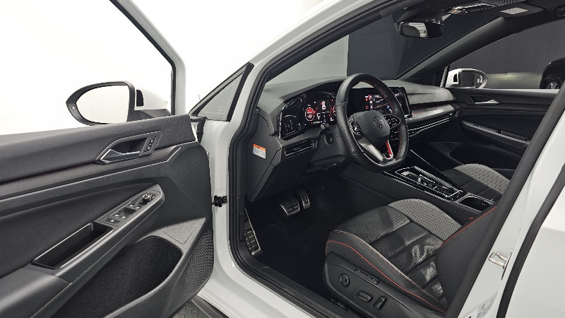 car Volkswagen Golf id348435 photo #10