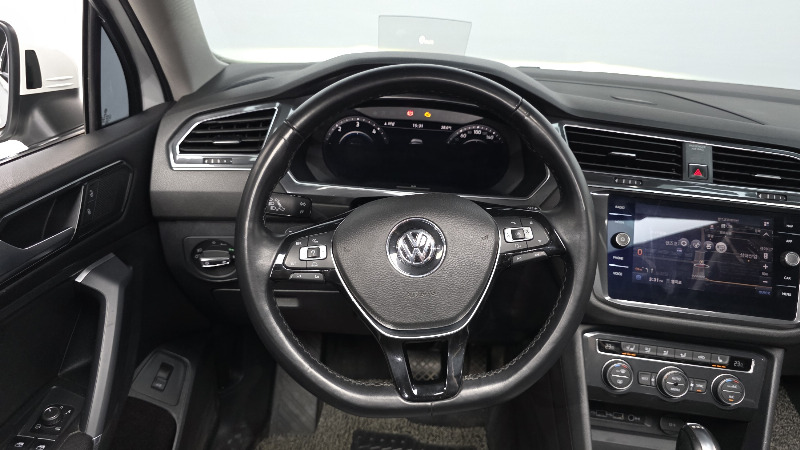 car Volkswagen Tiguan id348461 photo #13