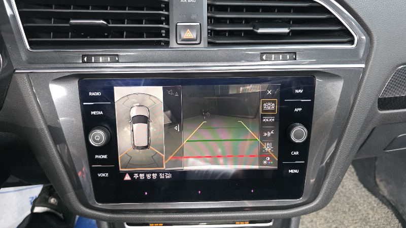 car Volkswagen Tiguan id348461 photo #15