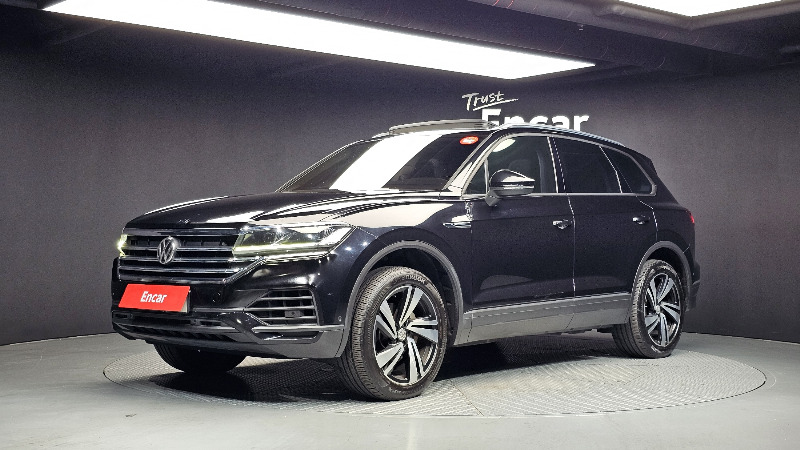 car Volkswagen Touareg id348464 main photo
