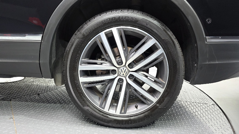 car Volkswagen Tiguan id348475 photo #21