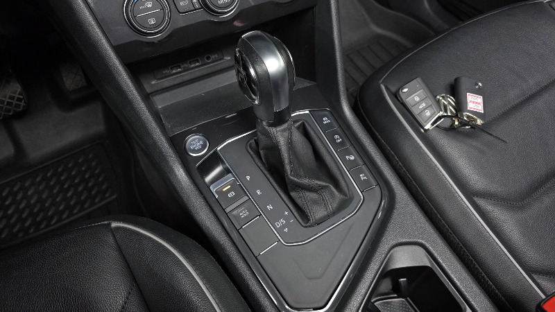 car Volkswagen Tiguan id348475 photo #9