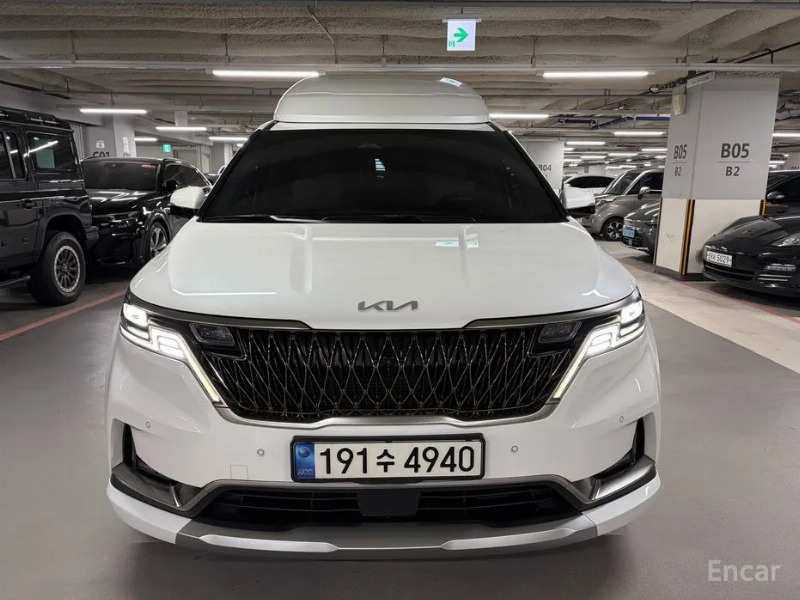 car KIA Carnival id348506 main photo