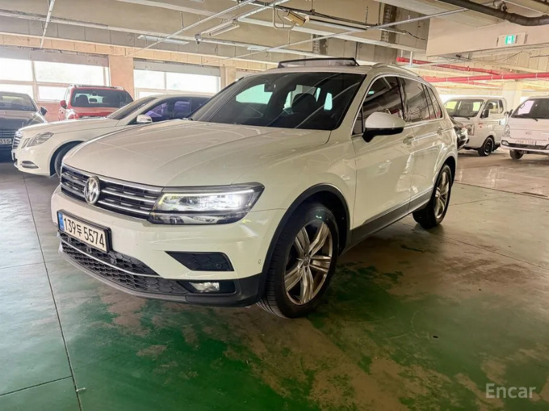 car Volkswagen Tiguan id348645 main photo