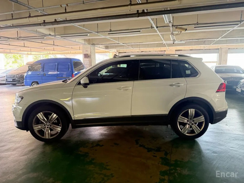 car Volkswagen Tiguan id348645 photo #3