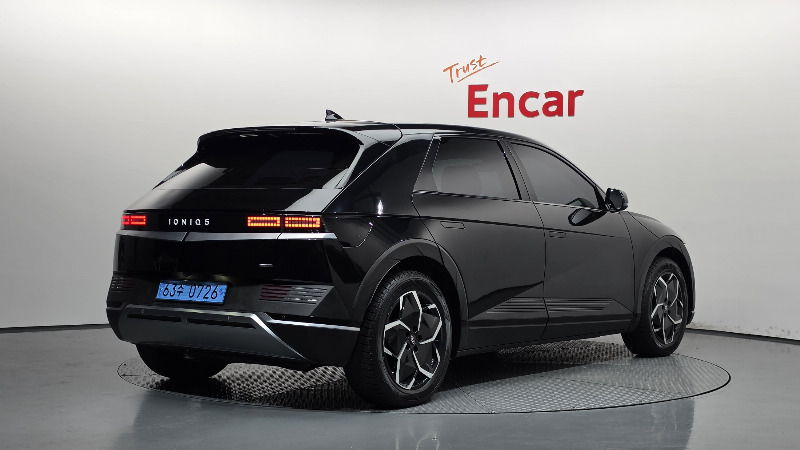car Hyundai IONIQ 5 id348791 photo #2