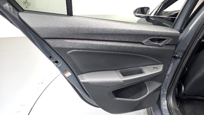 car Volkswagen Golf id348937 photo #25
