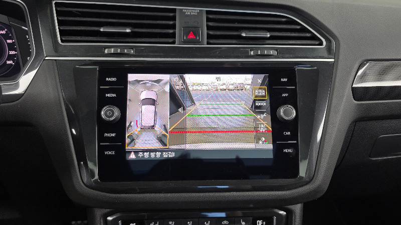 car Volkswagen Tiguan id348939 photo #15