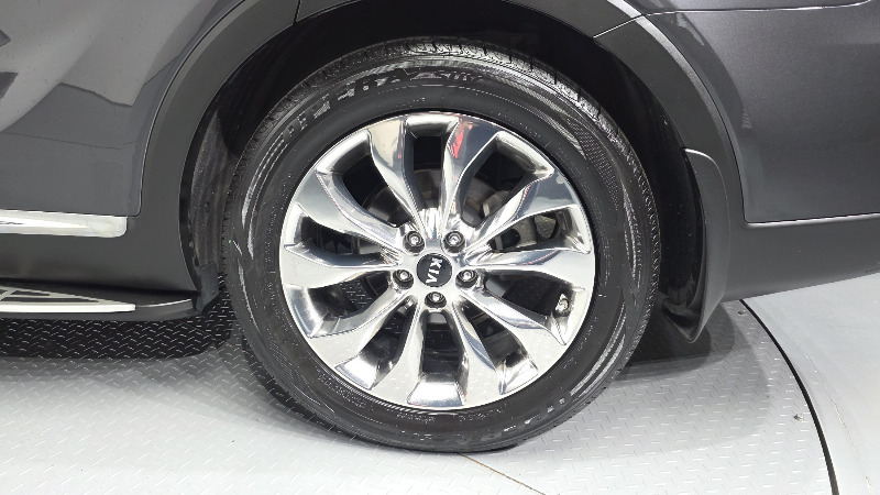 car KIA Sorento id348974 photo #21