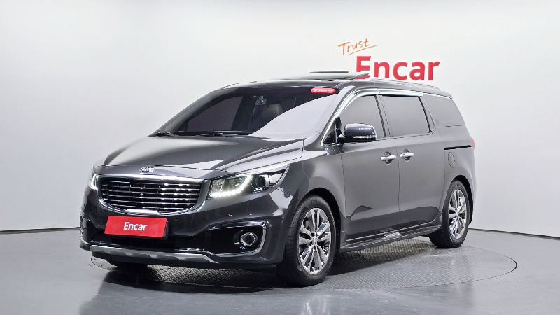 car KIA Carnival id348980 main photo