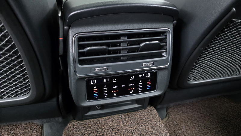 car Audi Q8 id349038 photo #18