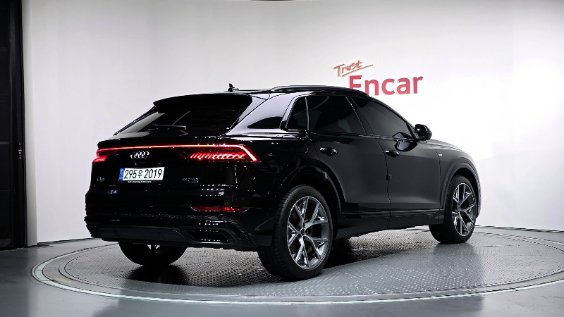car Audi Q8 id349038 photo #2